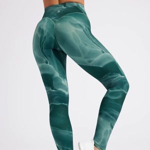 NEW! Buffbunny Leggings